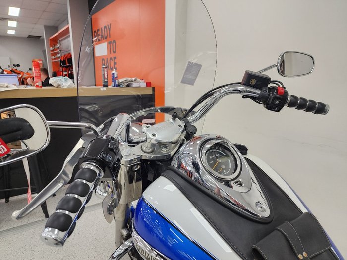 2015 Triumph THUNDERBIRD LT White