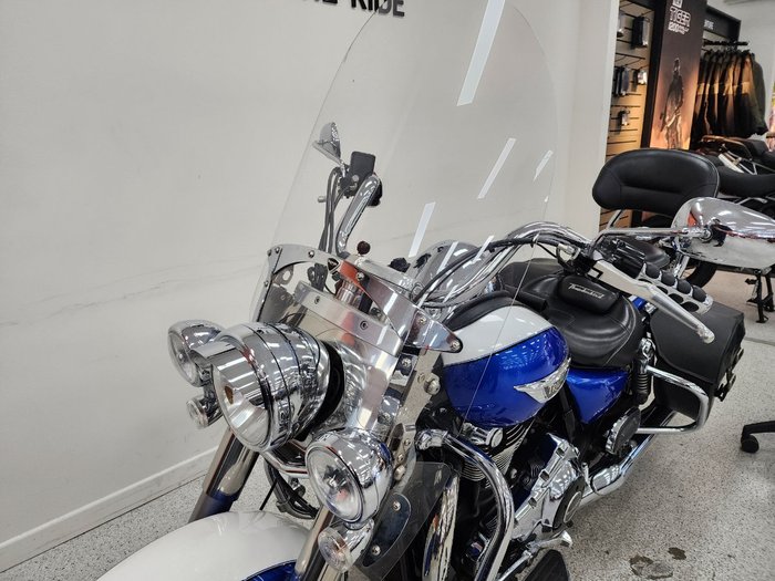 2015 Triumph THUNDERBIRD LT White