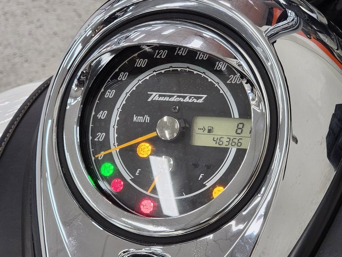 2015 Triumph THUNDERBIRD LT White