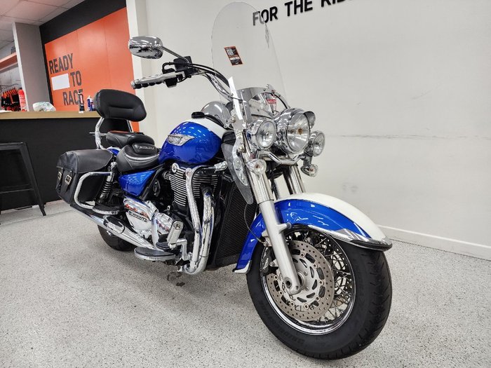 2015 Triumph THUNDERBIRD LT White