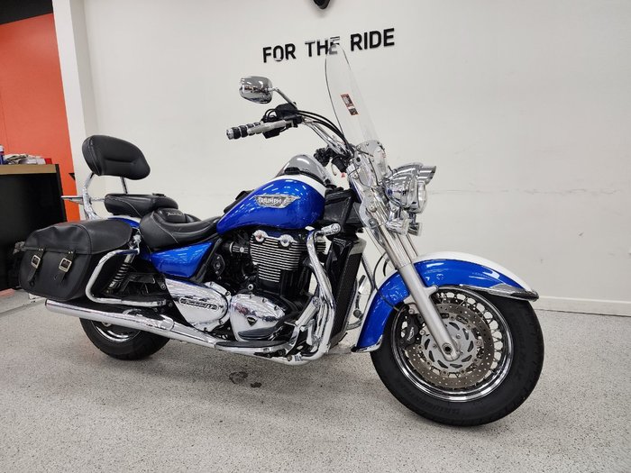 2015 Triumph THUNDERBIRD LT White