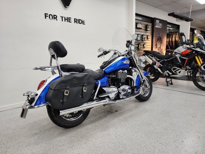 2015 Triumph THUNDERBIRD LT White