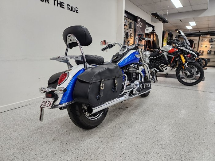 2015 Triumph THUNDERBIRD LT White