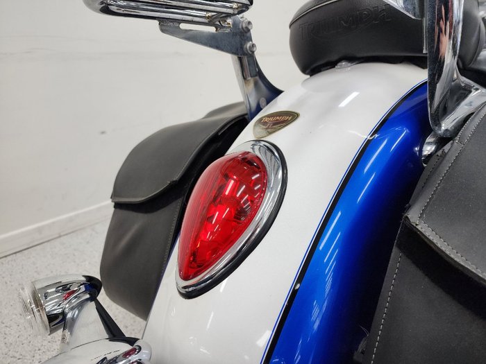 2015 Triumph THUNDERBIRD LT White