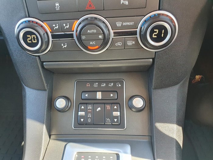 2015 Land Rover Discovery SDV6 SE Series 4 MY15 4X4 Dual Range White