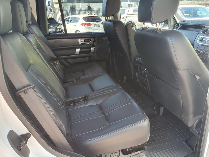 2015 Land Rover Discovery SDV6 SE Series 4 MY15 4X4 Dual Range White