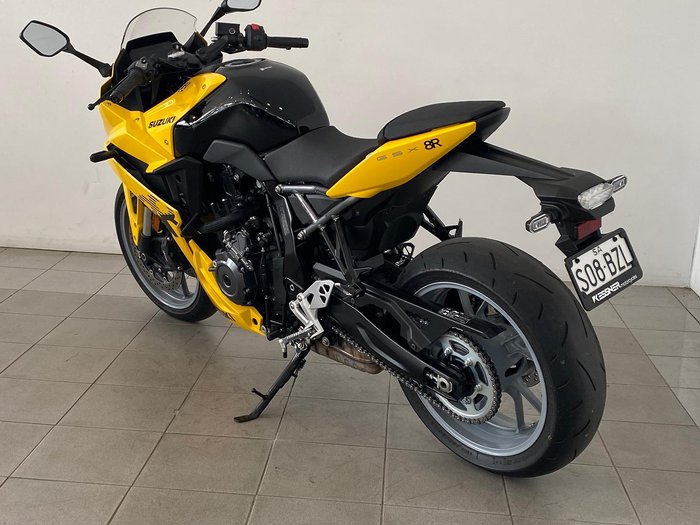 2024 Suzuki GSX-8R GSX-R Yellow