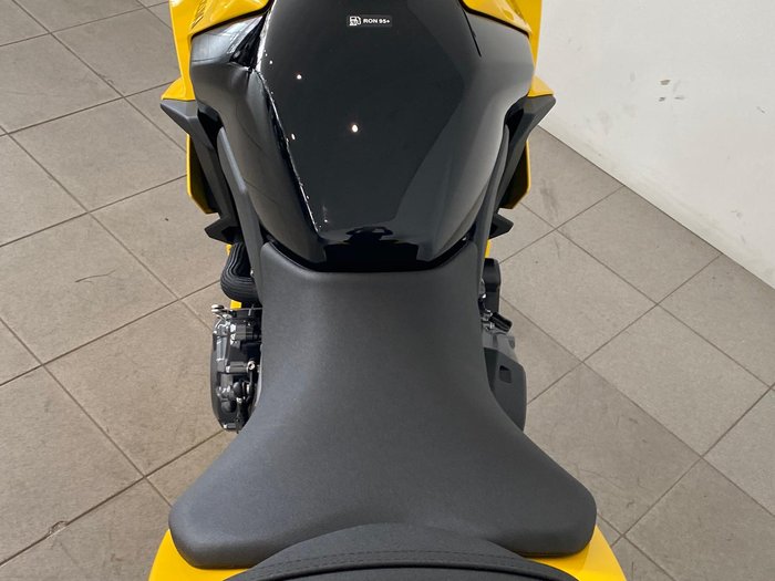 2024 Suzuki GSX-8R GSX-R Yellow