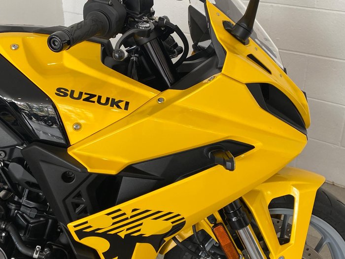 2024 Suzuki GSX-8R GSX-R Yellow