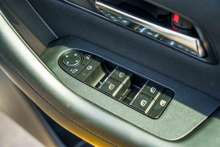 2025 Mazda CX-60 G40e Pure