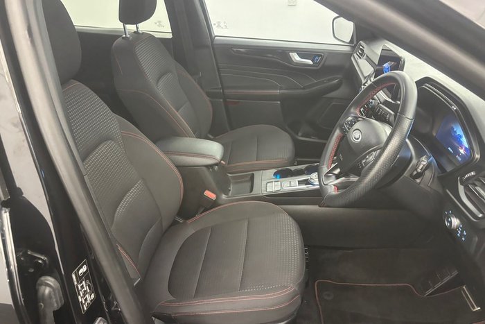 2022 Ford Escape ST-Line