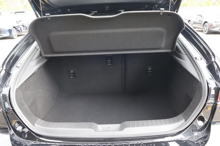 2025 Mazda 3 G20 Evolve