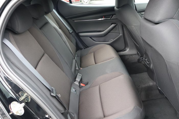 2025 Mazda 3 G20 Evolve