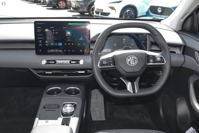 2025 MG MGS5 EV Essence 49 ZS3EM MY25 Black Pearl