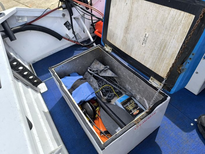 2000 QUINTREX 410 RUNABOUT