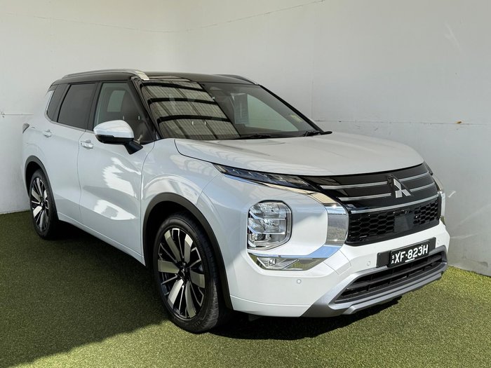 2025 Mitsubishi Outlander