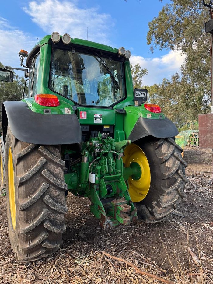 2013 John Deere 6630