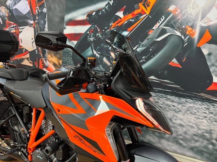2022 Ktm 1290 SUPER DUKE GT ORANGE