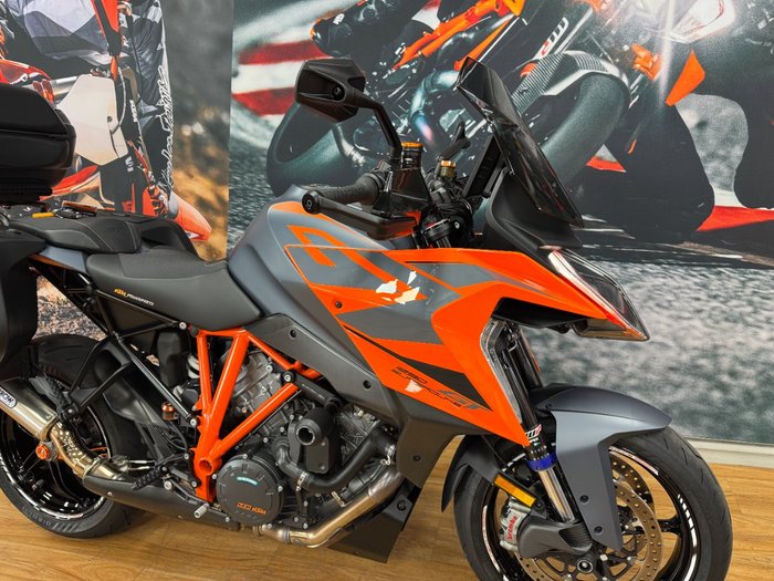 2022 Ktm 1290 SUPER DUKE GT ORANGE