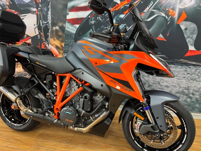 2022 Ktm 1290 SUPER DUKE GT ORANGE