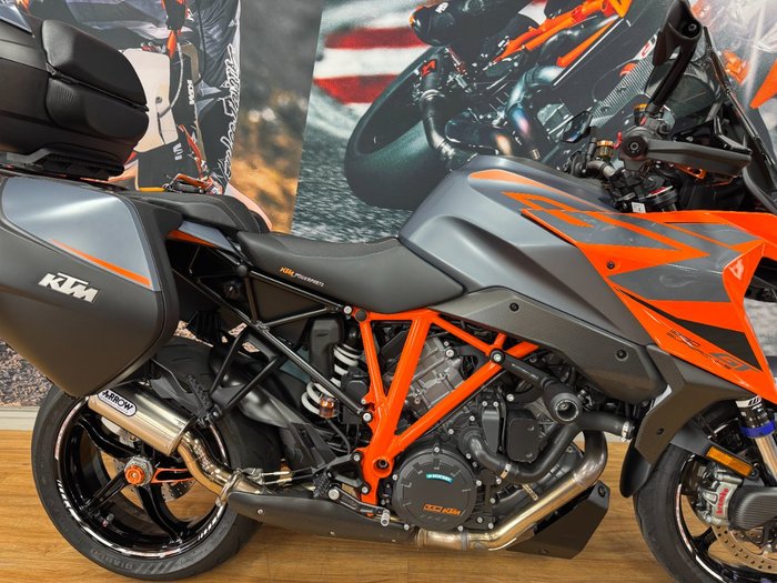 2022 Ktm 1290 SUPER DUKE GT ORANGE