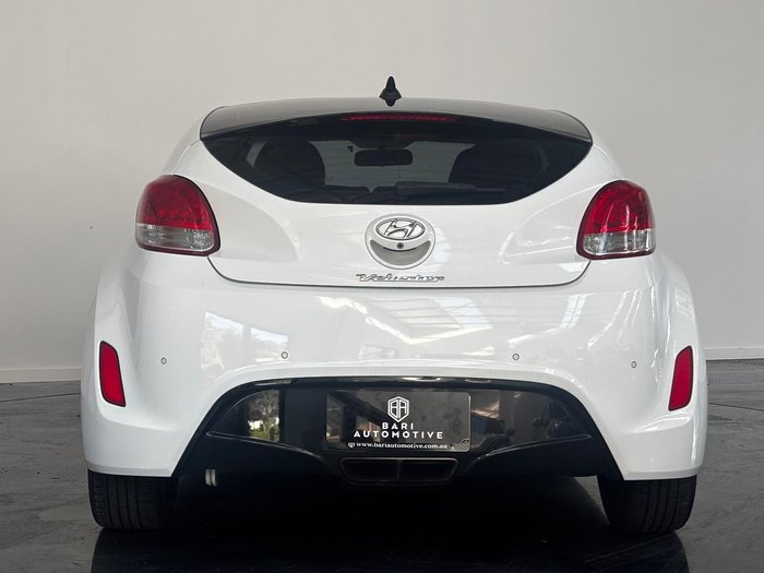 2014 Hyundai Veloster + FS3 Crystal White