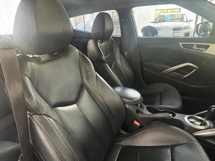 2014 Hyundai Veloster + FS3 Crystal White