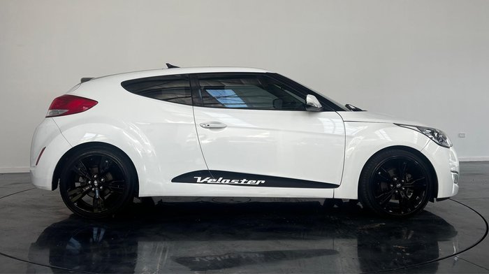 2014 Hyundai Veloster + FS3 Crystal White