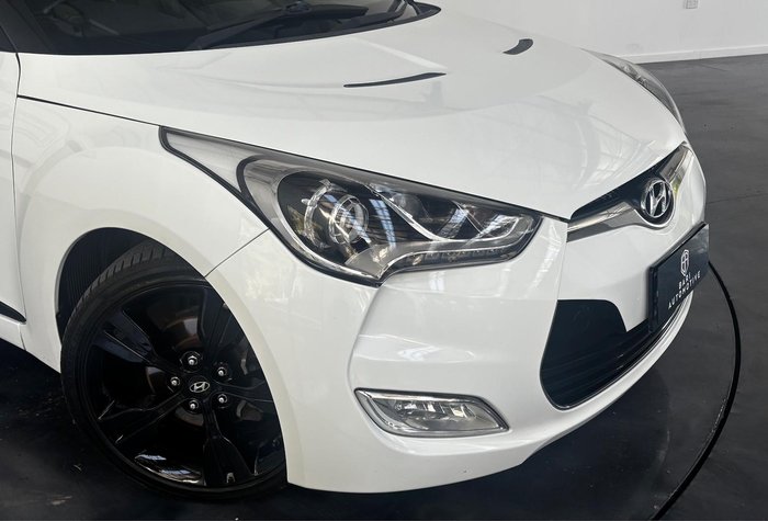 2014 Hyundai Veloster + FS3 Crystal White