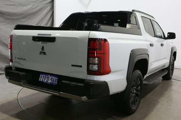 2024 Mitsubishi Triton GSR