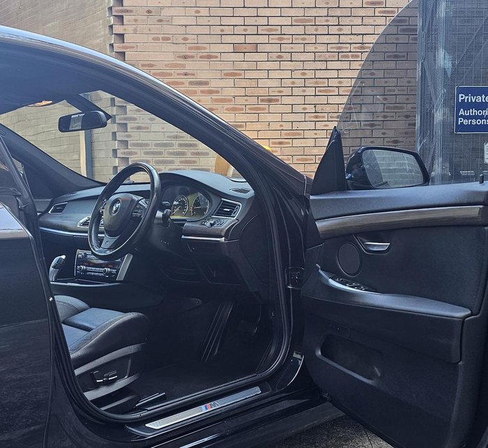 2014 BMW 5 Series 520d M Sport F07 LCI Imperial Blue Brilliant Effect