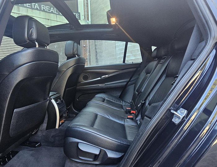 2014 BMW 5 Series 520d M Sport F07 LCI Imperial Blue Brilliant Effect