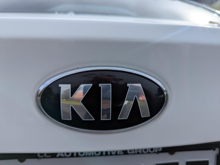 2017 Kia Cerato S YD MY18 Clear White