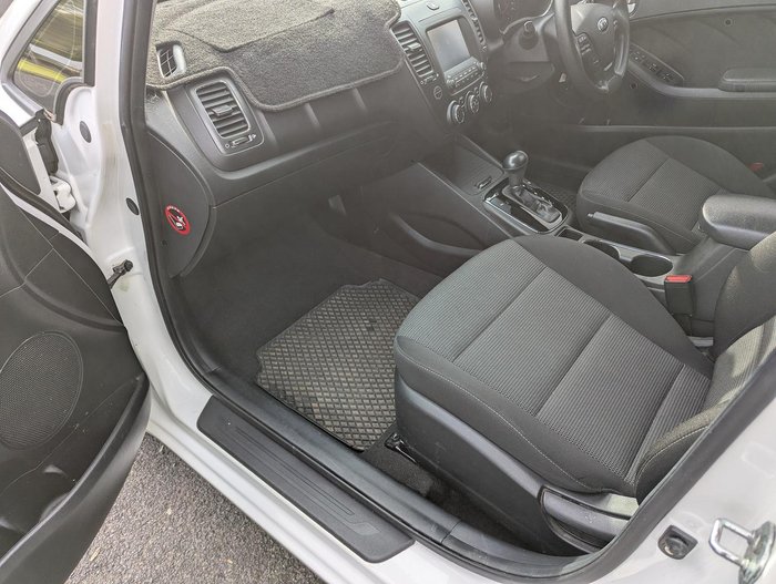 2017 Kia Cerato S YD MY18 Clear White