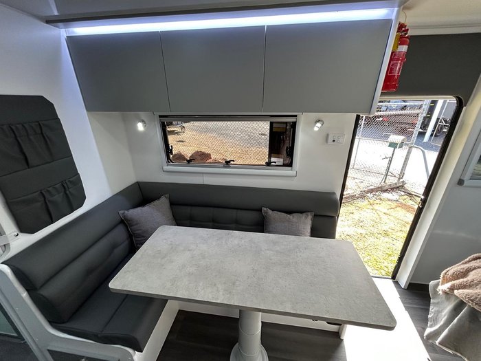 2025 Phoenix Pha 210 Or Family