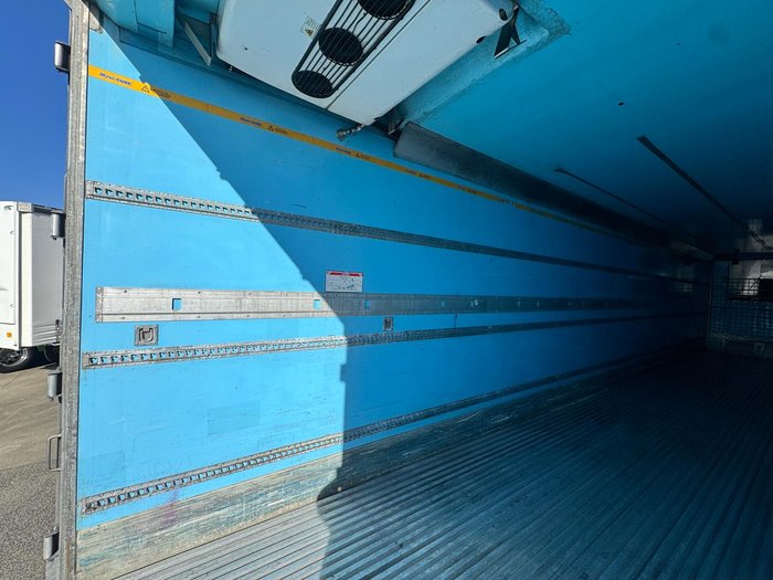 2017 Maxitrans St3 34 Pallet -30 Reefer B Double Double Stacker, Rear Evap