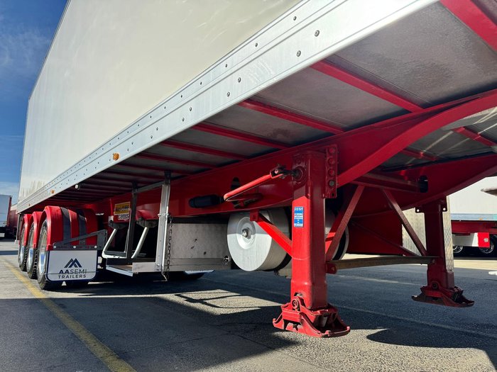 2017 Maxitrans St3 34 Pallet -30 Reefer B Double Double Stacker, Rear Evap