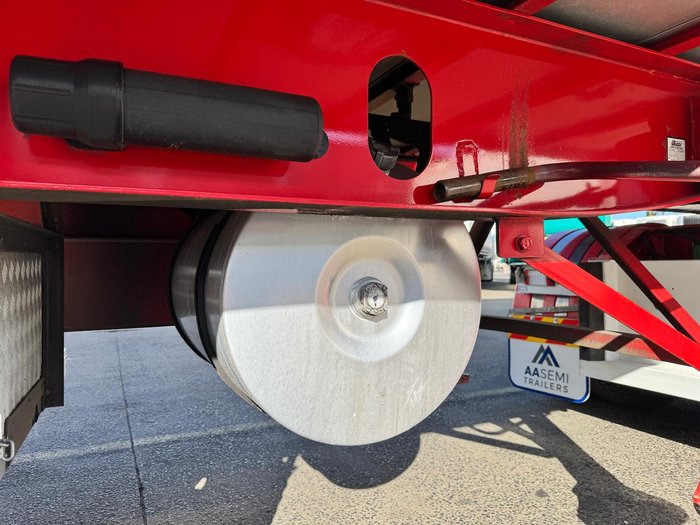 2017 Maxitrans St3 34 Pallet -30 Reefer B Double Double Stacker, Rear Evap