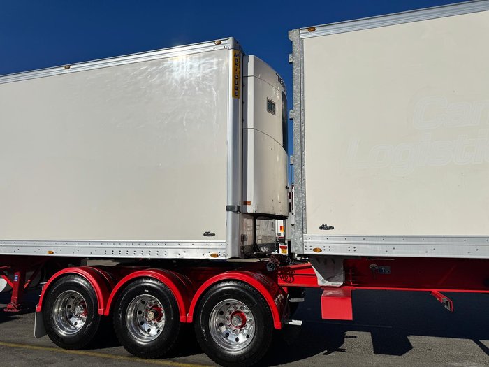 2017 Maxitrans St3 34 Pallet -30 Reefer B Double Double Stacker, Rear Evap