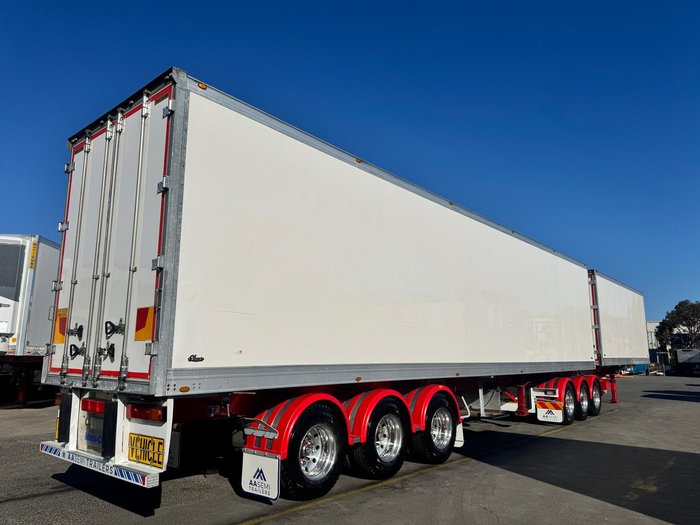 2017 Maxitrans St3 34 Pallet -30 Reefer B Double Double Stacker, Rear Evap