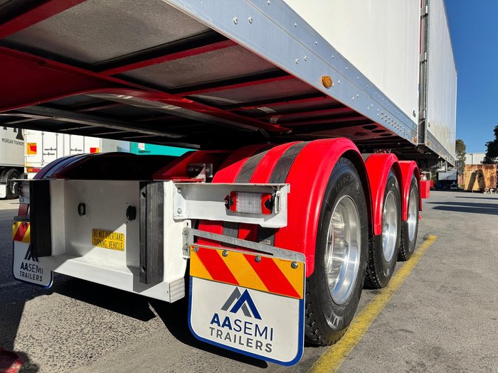 2017 Maxitrans St3 34 Pallet -30 Reefer B Double Double Stacker, Rear Evap