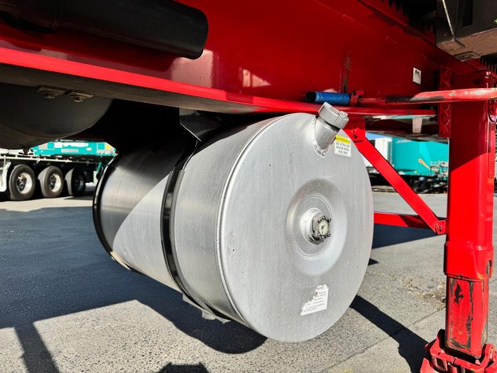 2017 Maxitrans St3 34 Pallet -30 Reefer B Double Double Stacker, Rear Evap