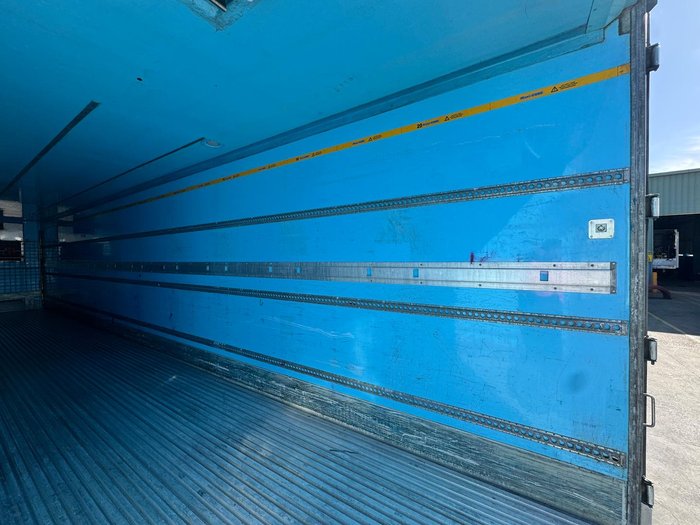 2017 Maxitrans St3 34 Pallet -30 Reefer B Double Double Stacker, Rear Evap