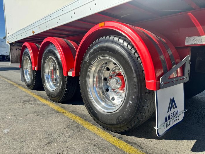 2017 Maxitrans St3 34 Pallet -30 Reefer B Double Double Stacker, Rear Evap