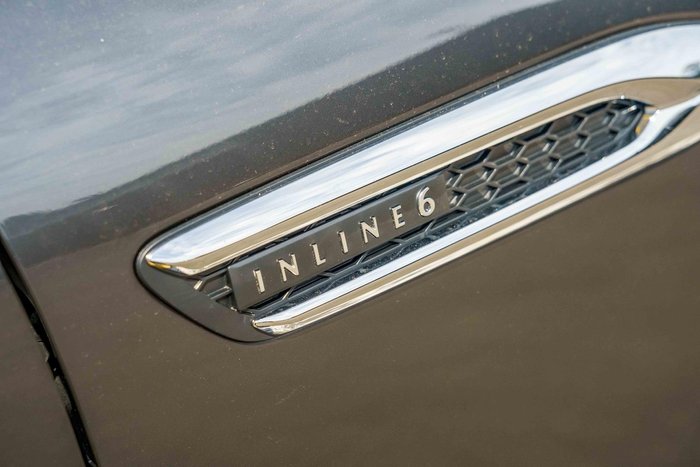 2025 Mazda CX-60 D50e Pure