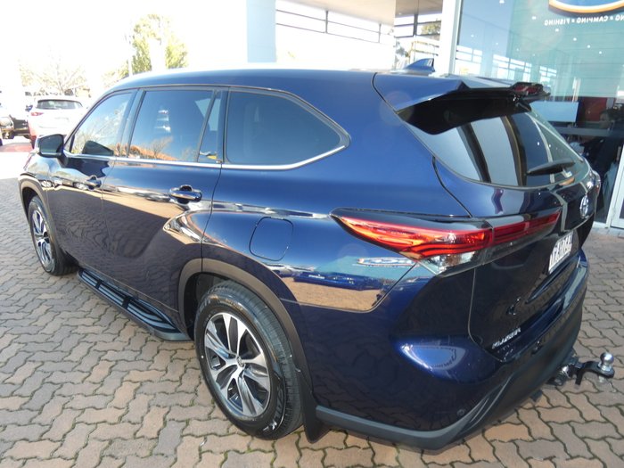 2021 Toyota Kluger