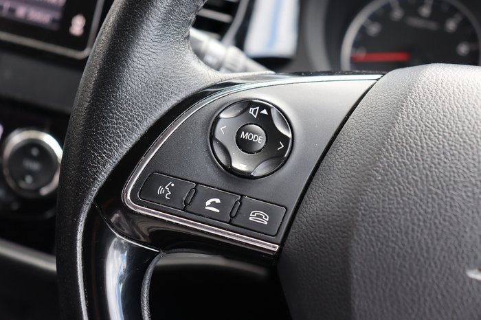 2017 Mitsubishi Outlander LS Safety Pack