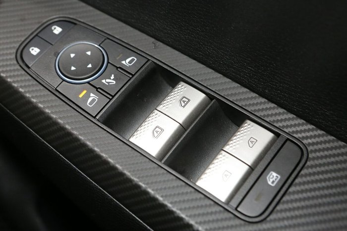 2024 Mitsubishi Outlander LS