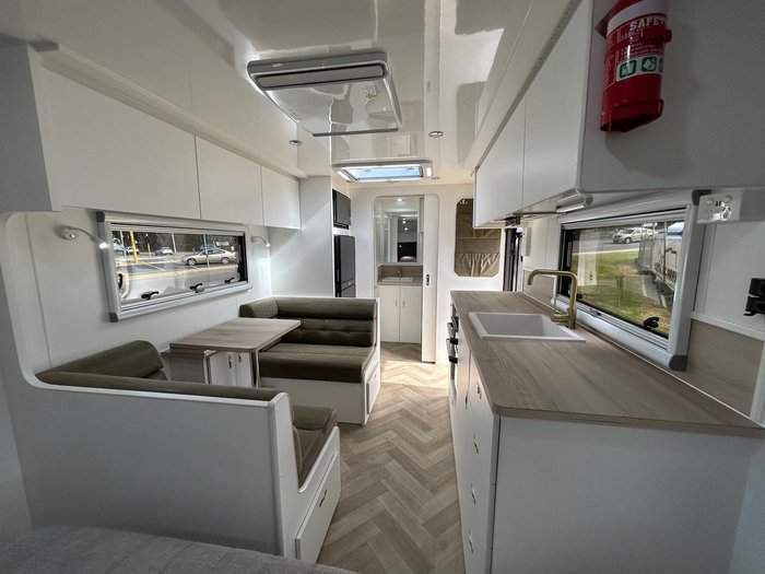 2025 Phoenix Pha196 Or