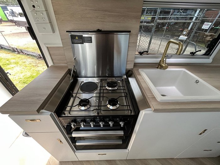 2025 Phoenix Pha196 Or